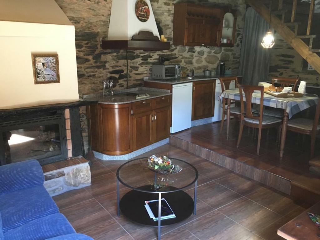 Casa Rural Bierzo Encantado Valle de Finolledo Buitenkant foto